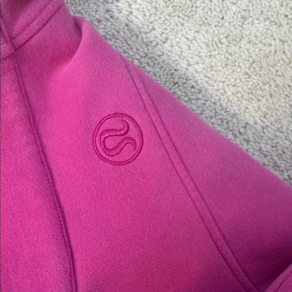 SONIC PINK LULULEMON SCUBA (Quarter Zip) S/M - Picture 3 of 3